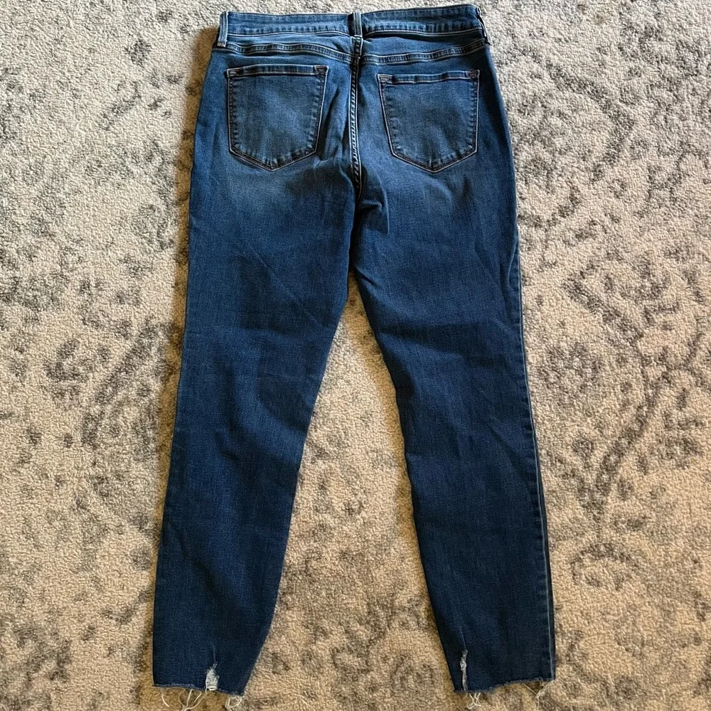 Old Navy Rockstar Midrise Denim 10R - Picture 4 of 9